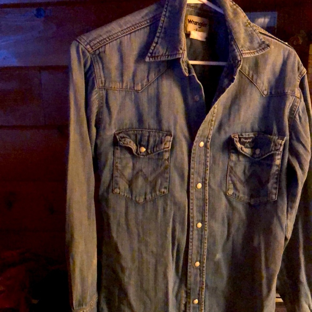 Distressed wrangler work shirt ,